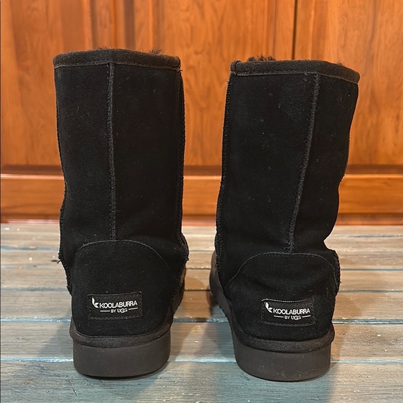 Koolaburra by UGG Women's Koola Short Faux Suede Boot Size 9 - Picture 4 of 9